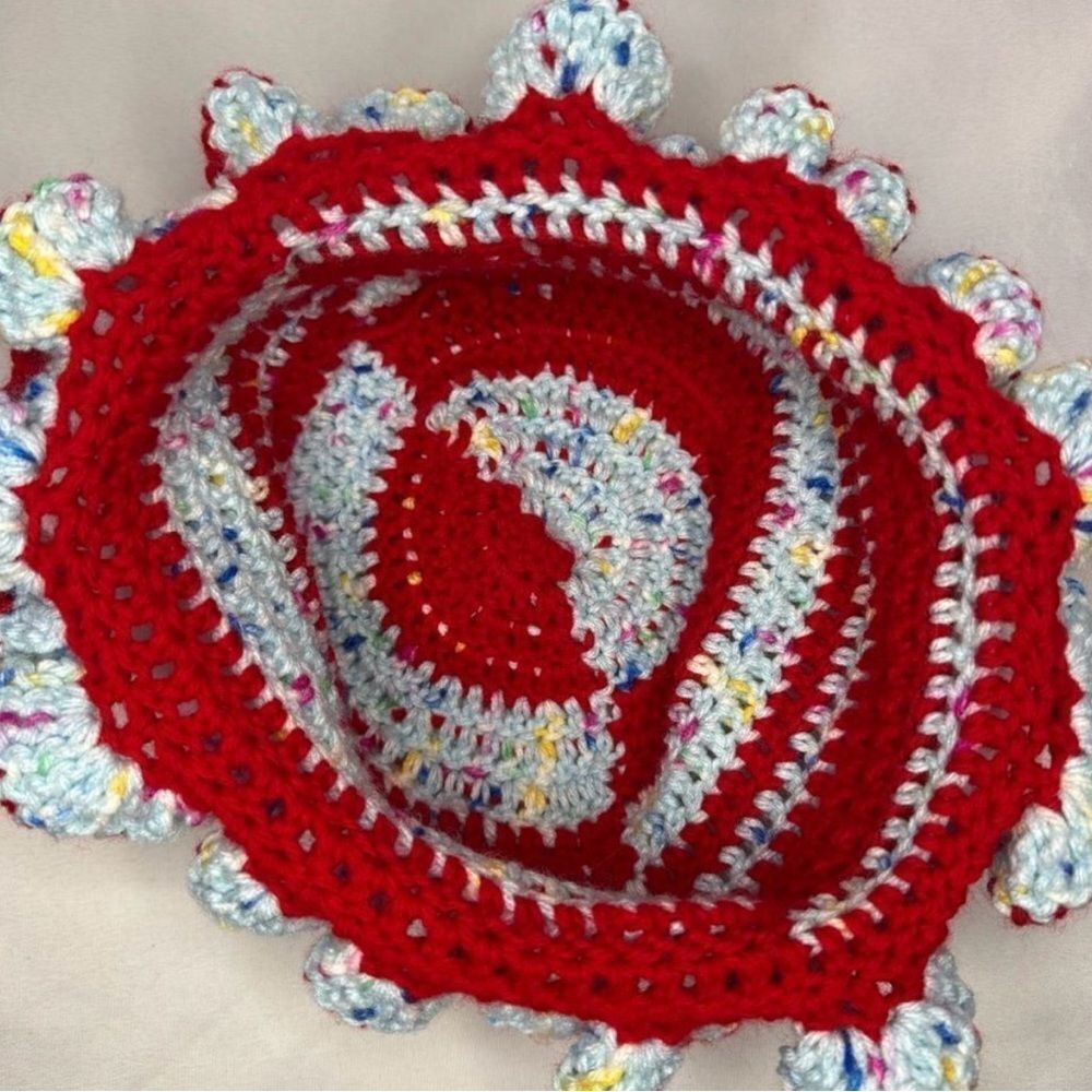 Beautiful Crochet Bucket Hat with Ruffles - Picture 6 of 6